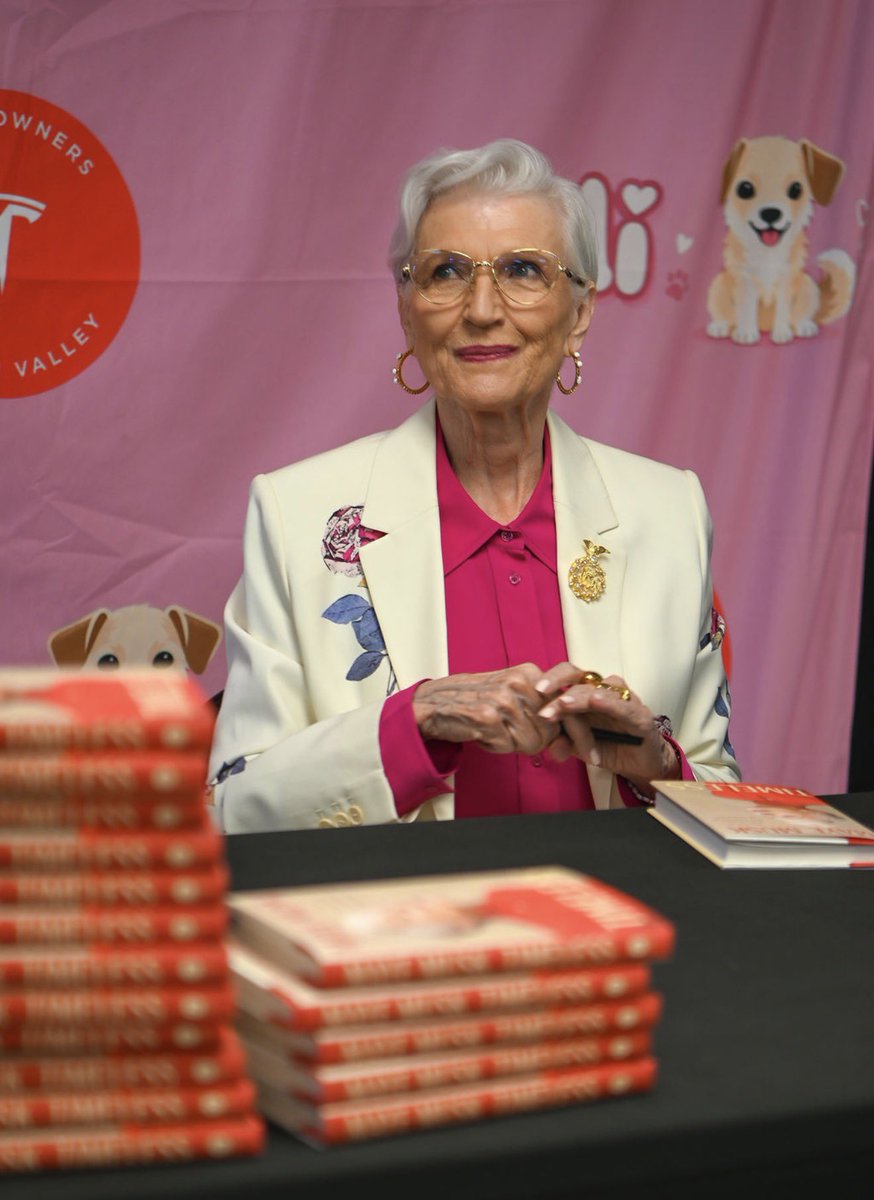 teslaownersSV's tweet photo. Maye Musk was ready to sign her book Timeless. https://t.co/epHhxCXWPz