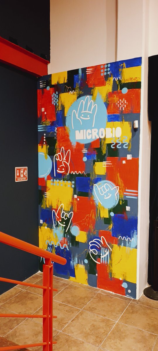 terciopelo's tweet photo. Personas de Guadalajara, vayan a conocer Teatro Microbio, nuevo foro independiente en la zona de Chapalita. Celebro que este espacio exista. Ojalá que le vaya muy bien. 
👏🏻✨ https://t.co/h1qWHocu3h