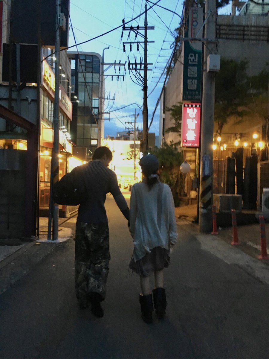_spring0913's tweet photo. 커플냄새 개껴 https://t.co/faQeQa4WXS