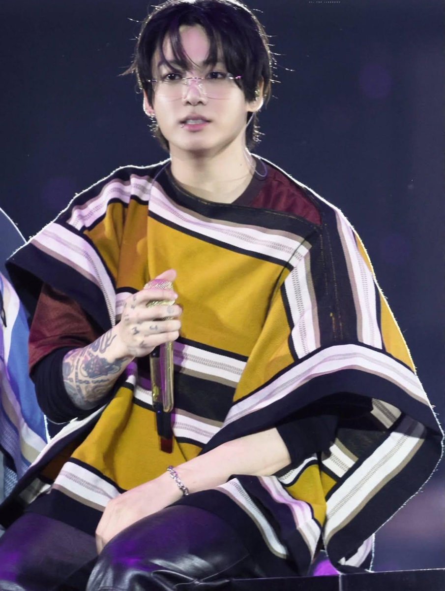 _mnijungkook__'s tweet photo. https://t.co/58H69HpVse