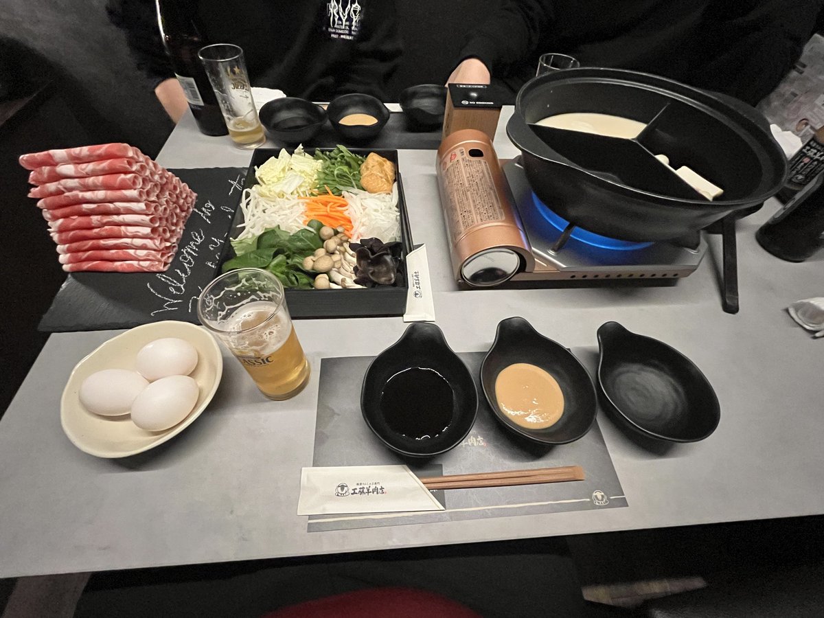 kaydas753's tweet photo. 無事帰宅しました

北海道楽しかった
1日目 余市
2日目 ハチワレCUP

自分で飛行機取って乗ったのは初で、行動範囲が広がってしまった

またこういう形で地方に行きたい https://t.co/48cTw4LAUy
