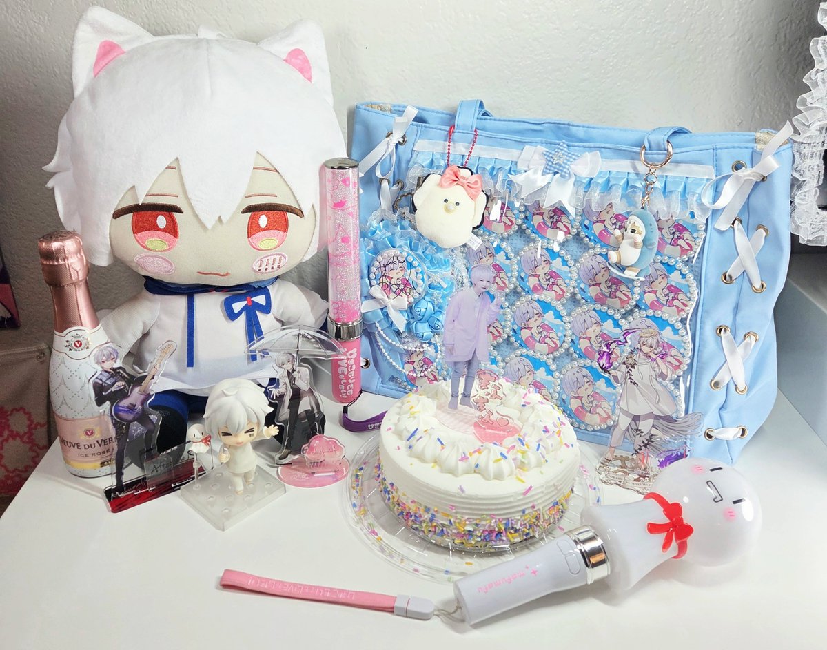 auggiewoo's tweet photo. #まふまふ誕生祭2026 happy birthday please come to america https://t.co/b9bpU3HcII