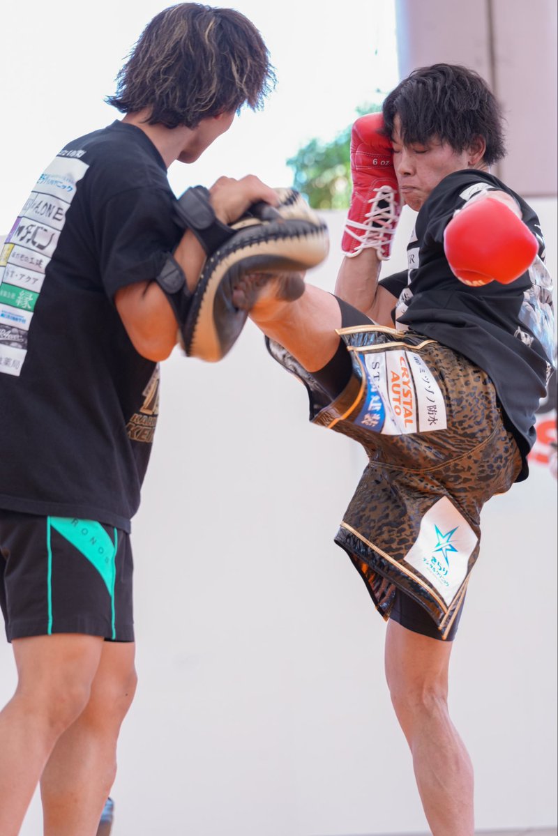 Kagogutiphoto's tweet photo. 鹿児島カルチャークロス2026
@かんまちあ

2026年10月12日(日)

様々な催しがあって、格闘技のショーも素晴らしかった！

格闘技してる人は格好いいね。 https://t.co/gZyYyxySvG