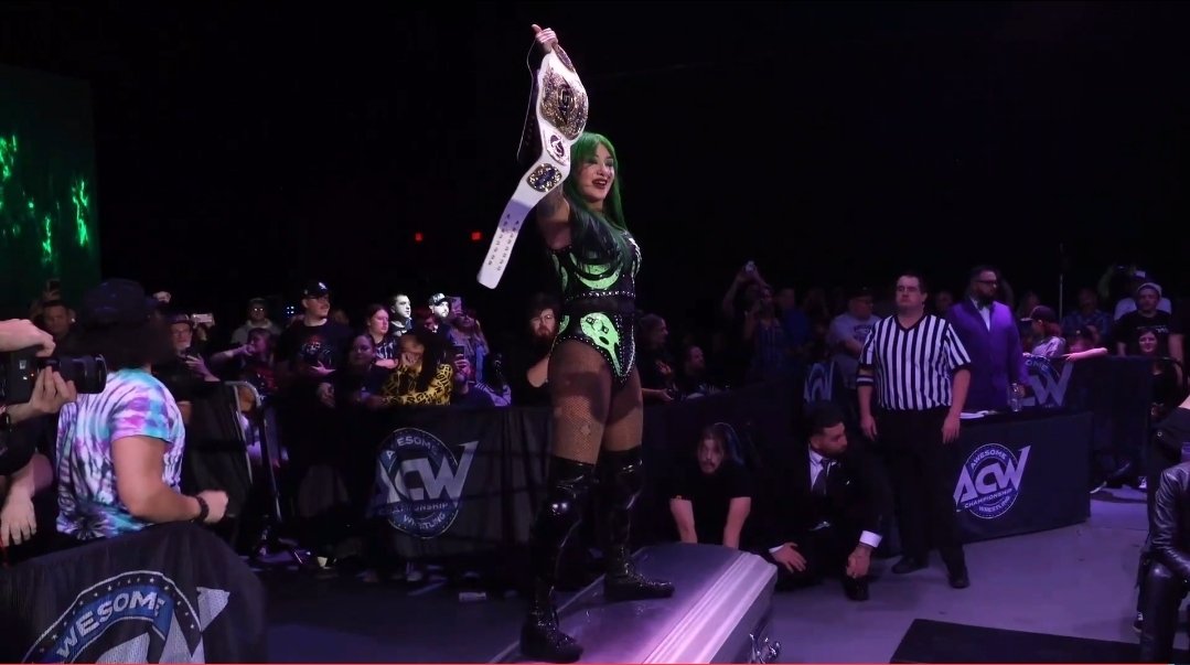 Jason_Gilliam05's tweet photo. Heck yeah @ShotziTCB is the new @this_is_acw women's champions in awesome amazing banger classic casket match against @indi_hartwell and @stephdelander #ACWMISCHIEFNIGHT2 https://t.co/LmjQa7STHf
