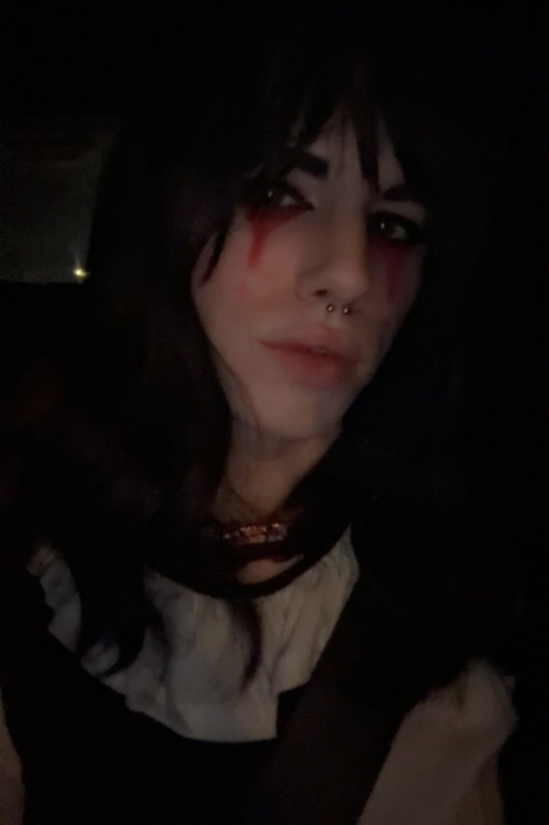 Hallowkittys's tweet photo. whatever. https://t.co/JsVgSkP34y
