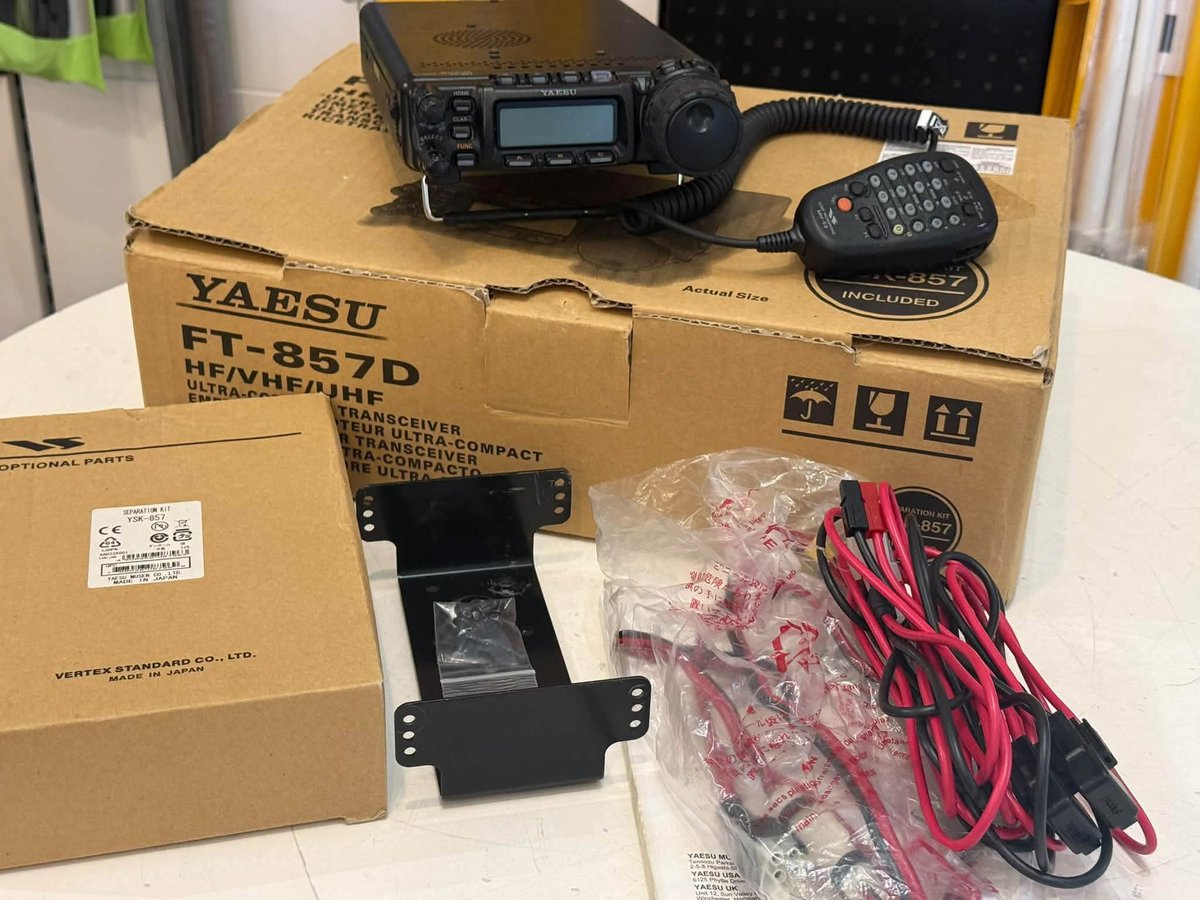 hamradio010's tweet photo. 📻
Second-hand Yaesu FT-857D — $400
HF/VHF/UHF in one compact package, boxed and in good condition with power lead, microphone and manual.

#Yaesu #FT857D #AmateurRadio #SecondHand #Radioworld https://t.co/DgiLJeFQva