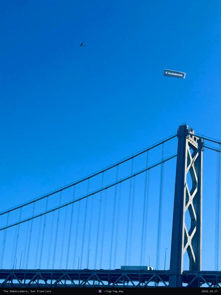 Ringring440hz's tweet photo. Hello 👋 Spotted @runware @FlaviuRadulescu on The Embarcadero, San Francisco. A moment in the city. A letter to the future. Leave your mark: https://t.co/Gxq9hZqzj2

#AIInfrastructure #GenerativeAI #AIDeveloperPlatform https://t.co/c4HLsFlAGQ