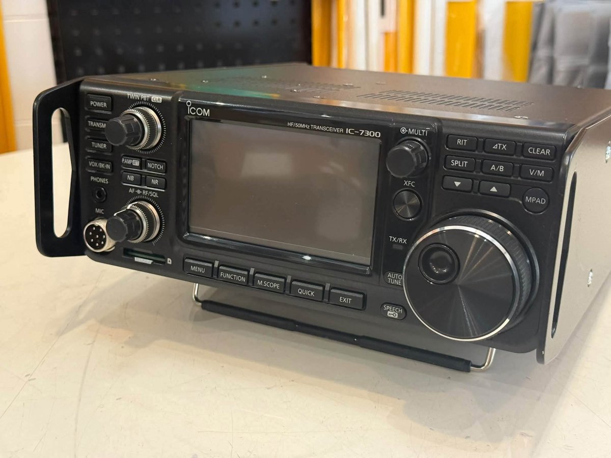 hamradio010's tweet photo. 🔥 That space in your shack has IC-7300 written all over it!
Second-hand Icom IC-7300 — $500
100W HF/50MHz SDR transceiver with touchscreen.
Boxed in great condition, with microphone, power lead, manual and rack handles. Not widebanded.

#Icom #IC7300 #HamRadio #SecondHandRadio https://t.co/rwSULW07YZ