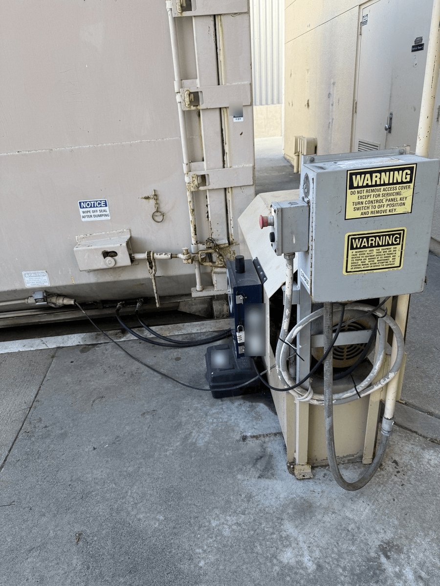 xCaliStyle's tweet photo. Friday service calls ✅ Changed a fuse, replaced a fan, cleaned a relief valve, replaced baler hoses and hydraulic quick connects. Call 415-459-9100.
Caption SI-created (SI = super intelligence).
#IndustrialCrew #Baler #Compactor #HydraulicRepair #WasteEquipment https://t.co/YJOlFX22bA