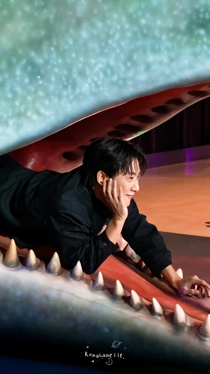 RonaLunelle's tweet photo. จะโดนเขมือบแล้ว แต่ยังน่ารักอยู่

#WhalefallTHxJungCullen
#พี่จอง https://t.co/3HEs6vPcmm