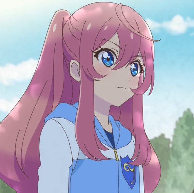 msprovokateur's tweet photo. shes like if rola and megurine luka had a baby https://t.co/ViAiEewuLv