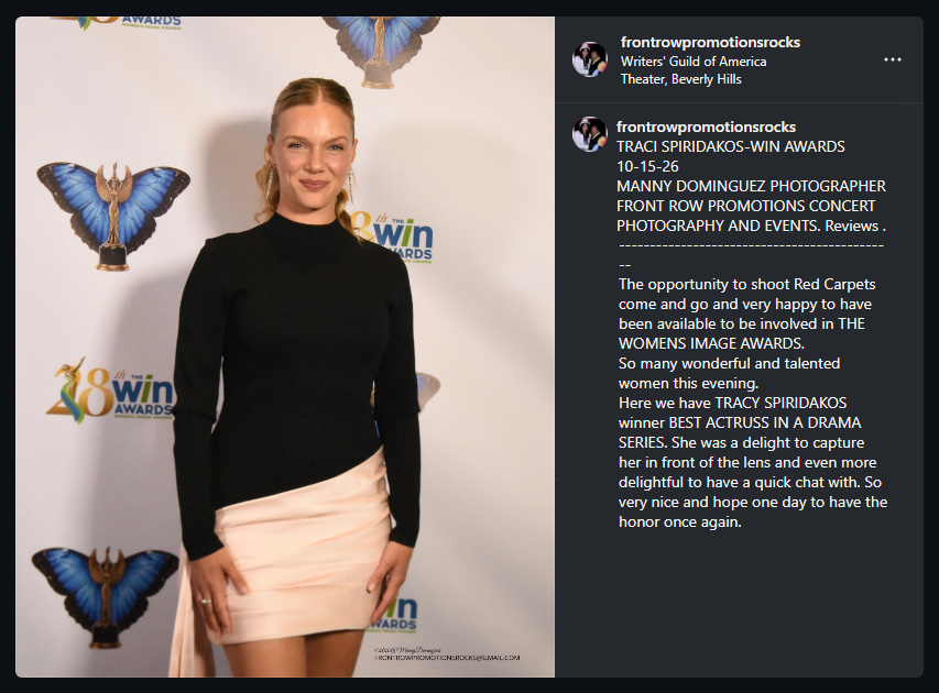 Ocelotl_Mx's tweet photo. 📸TRACY SPIRIDAKOS-GANA PREMIOS 🌟
🗓️10-15-26
Crédito. 
Manny Dominguez &amp; frontrowpromotionsrocks©

#TracySpiridakos✨#AnnaPigeon🕊️🎄#TheWINAwards #WeLoveYouTracy #WhereTracyGoesWeGo #NevadaBarr #CineflixStudios #DecemberFilms #CalgaryAlberta #USANetworkSeries https://t.co/6dDPg3HjST