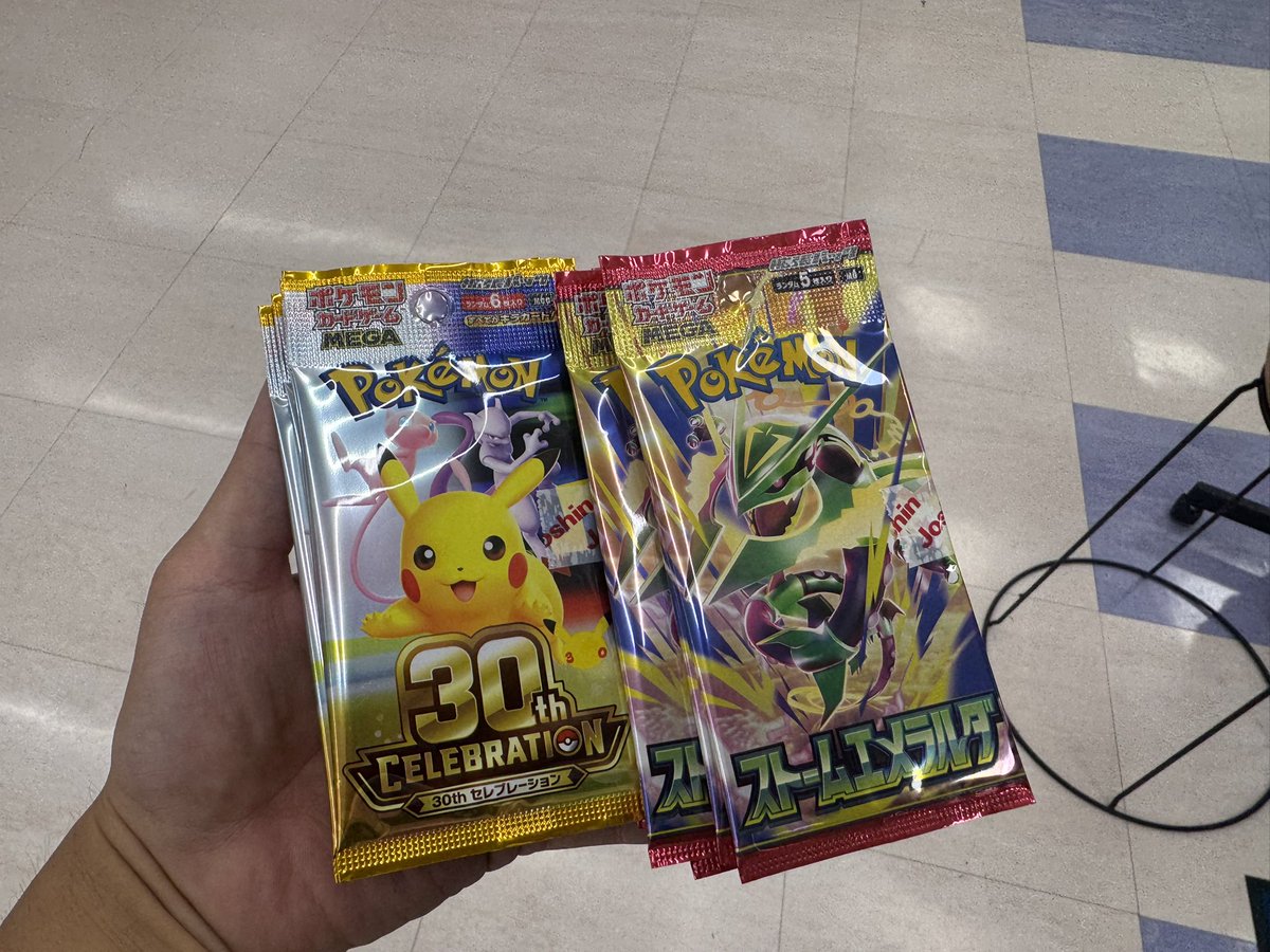 Nas_tcgpokeone's tweet photo. ありがJoshin https://t.co/7KhlEWkUfl
