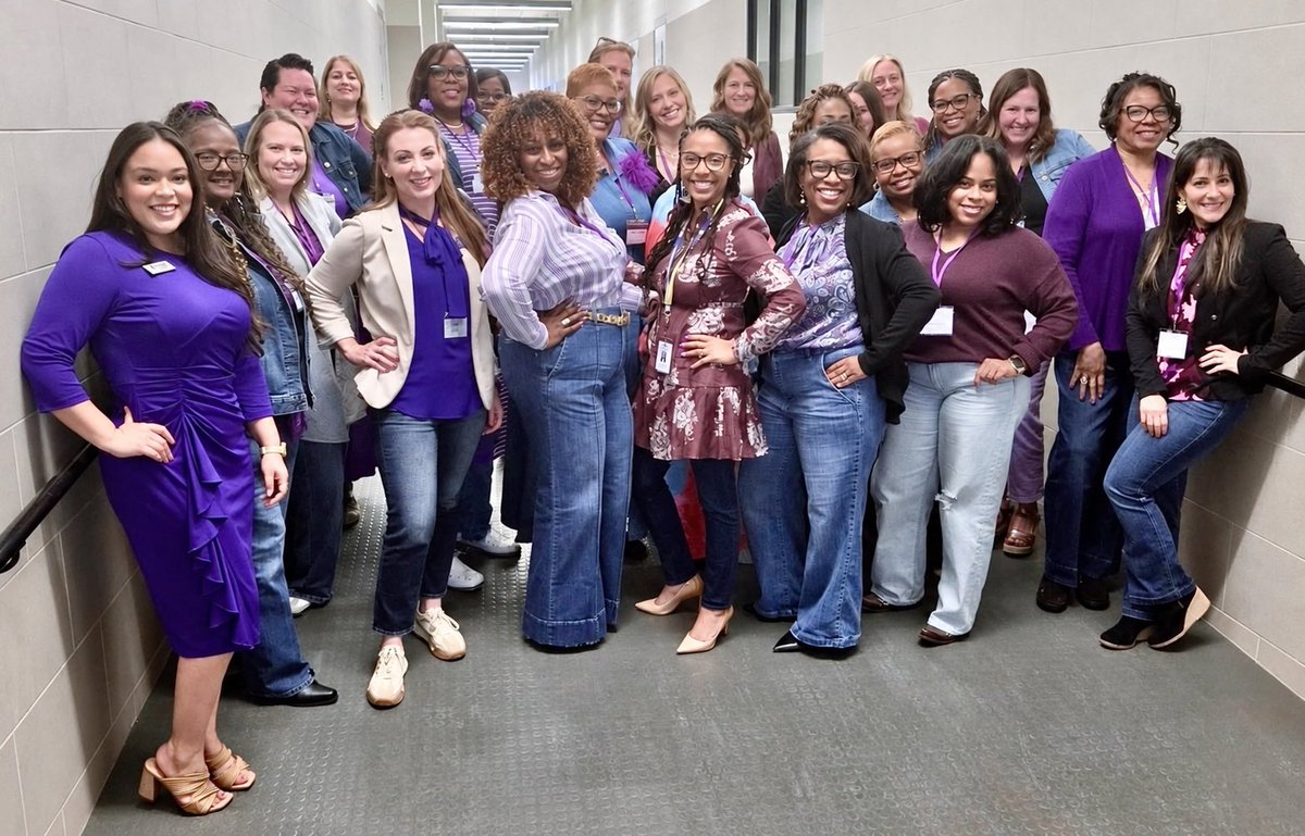 ClassyCrain's tweet photo. Honored to serve on the TCWSE Region 7 Fall Conference leadership panel! “Firm Foundation” brought this year’s “Rooted and Rising” theme to life. Inspired by Dr. Regina Stephens Owens’ keynote on Courage and Becoming. 💜🙏🏾
#TCWSE
#PurplePower https://t.co/WbK0GPXGAr
