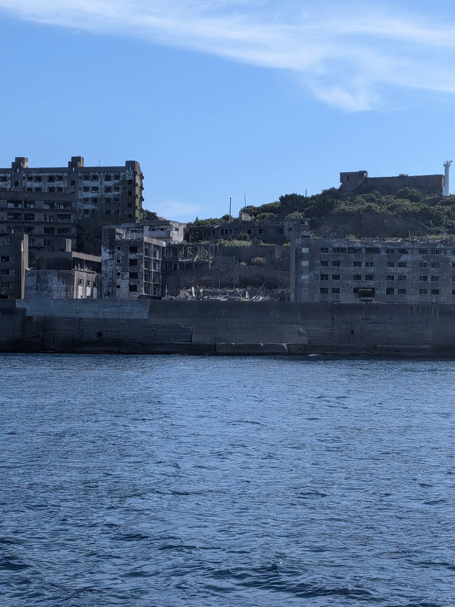 TooleyPaddle's tweet photo. 軍艦島です。 https://t.co/lSYpLm3bqU