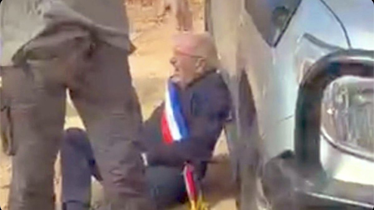 adamemedia's tweet photo. NEW: 🇮🇱 🇪🇺 ISRAELIS ATACK EUROPEAN REPRESENTATIVES 

If this is what Israel does to European diplomats in the West Bank then just imagine what they do to Palestinians… https://t.co/ClJxwVnA0I