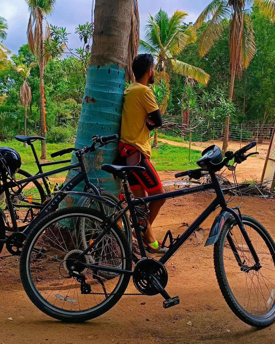 katonanamins's tweet photo. Sunday ride to Pyramid Valley—cycling through peaceful landscapes and finding inner peace in the meditation pyramid. An unforgettable experience! https://t.co/gBuB9SM6la