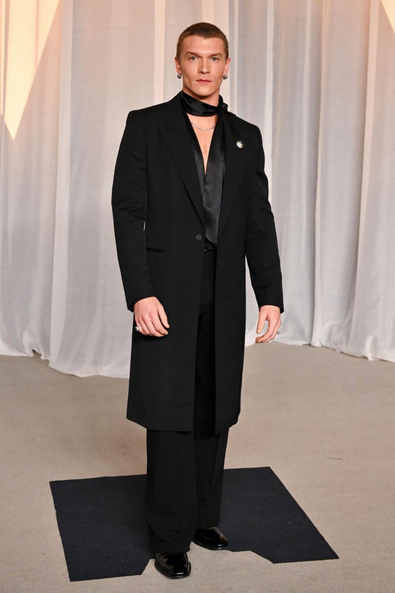 storriefolder's tweet photo. connor storrie at the 6th academy museum gala https://t.co/LiOnZt5E32