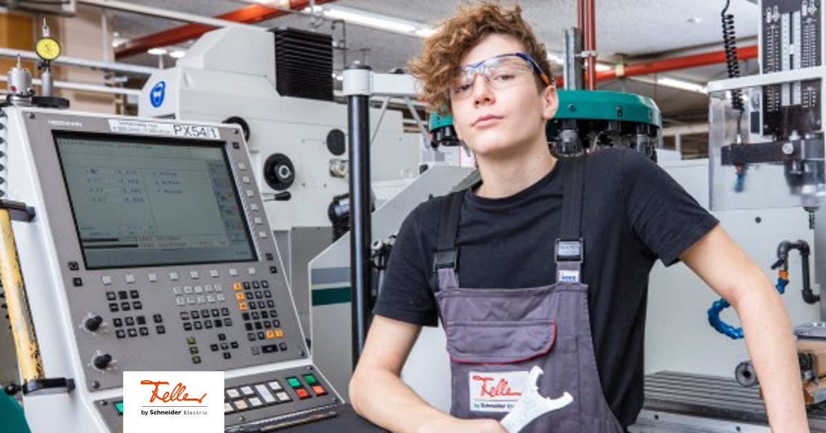 FellerAg's tweet photo. La formazione, la formazione continua e la promozione dei giovani hanno una lunga tradizione nella nostra azienda. 👩🏭👨🏭 https://t.co/3HAbTpBlug elettricista #FellerAG #Electrotechnique Feller by Schneider Electric https://t.co/Hg0Vs1QOCA
