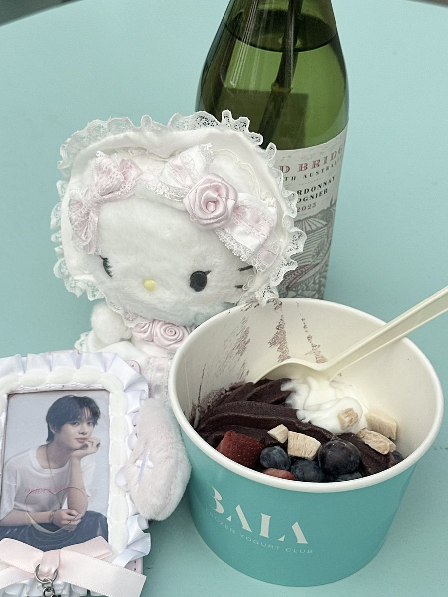 ottoo_125's tweet photo. NorthOttoが行ってたアサイー屋さん💐♥

#northotto #ottoottoo https://t.co/FsoNtciBl4