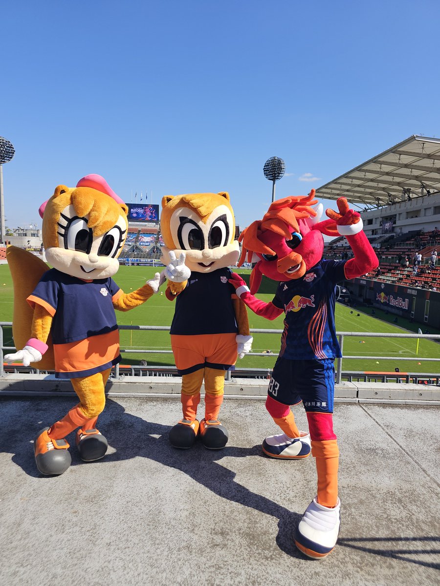 Hy0907Yuya's tweet photo. 最近見かけなかったアルミーといたよ https://t.co/5vlljlnHmO