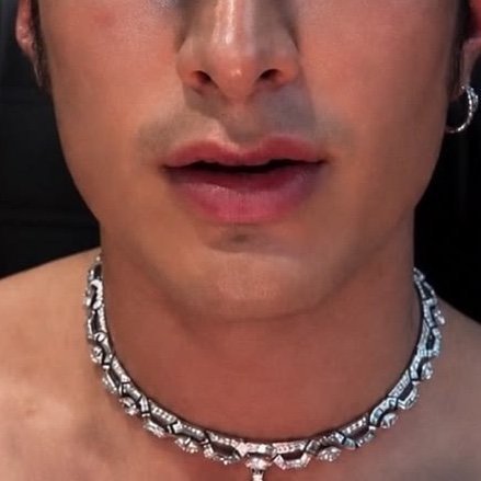 bbysnoopyilya's tweet photo. Hudson's necklaces https://t.co/EhATlkDwa6