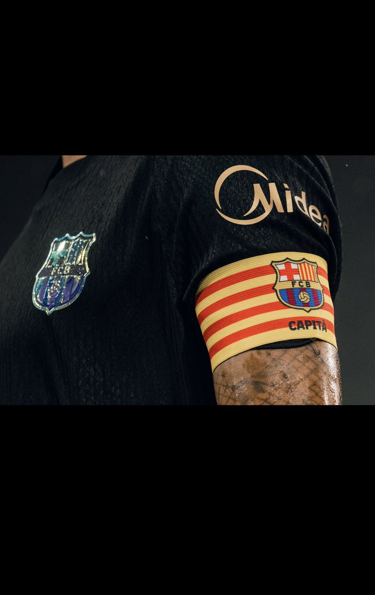 ioplll09's tweet photo. عاد الهوى عااد عاد الحبيب الاولي عااد 💙❤️👑

من له ماضي لابد ان يعود 
#Barcelona #برشلونة https://t.co/4QBlFcqAIF
