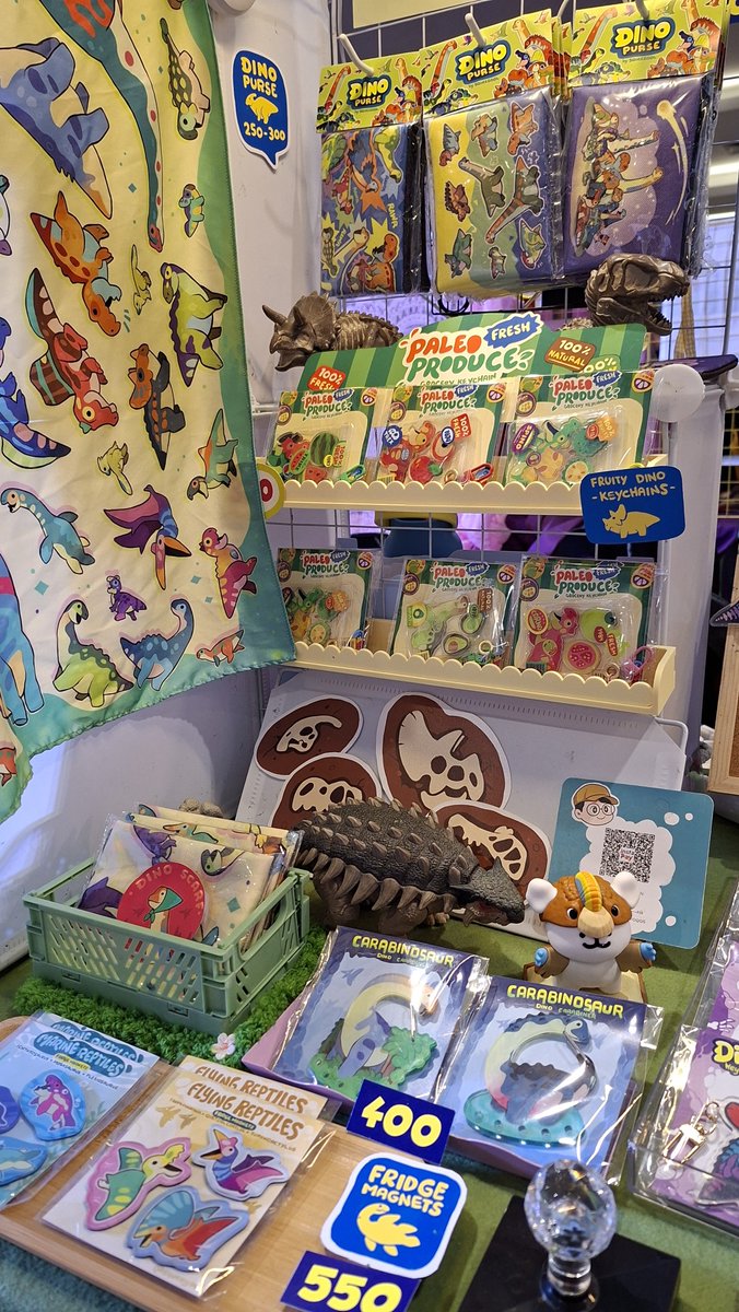 squeegool's tweet photo. Day 2 here at @komiket all original https://t.co/TrWz6C8NAi
