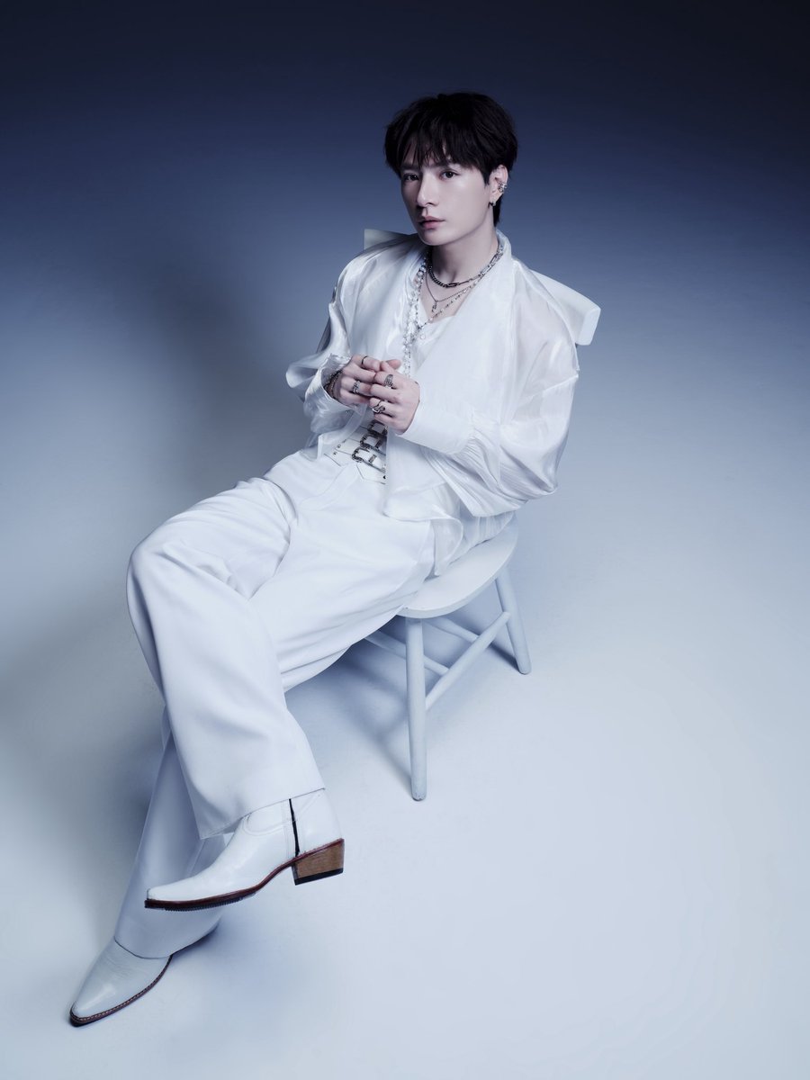 GooddayEnews's tweet photo. HAPPY BIRTHDAY TO Krist @kristtps 

#KristPerawat
#KRISTOBER18
#GooddayENews https://t.co/xrvJxvPjxh