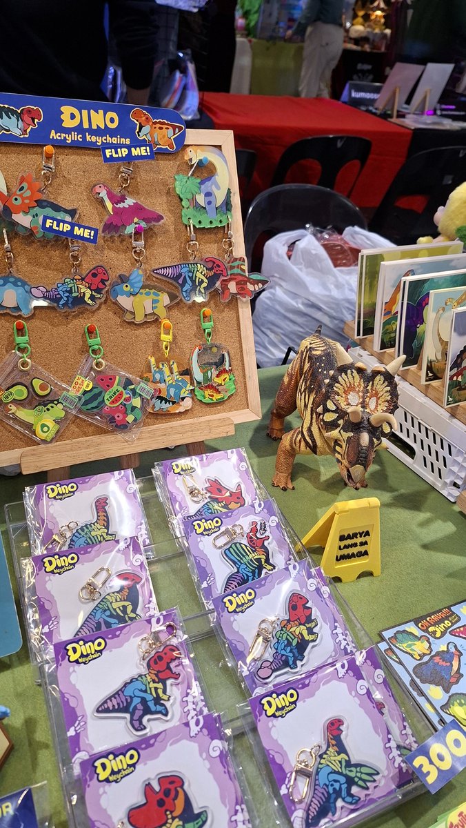 squeegool's tweet photo. Day 2 here at @komiket all original https://t.co/TrWz6C8NAi