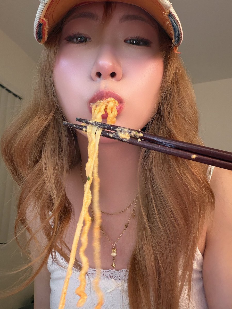 jennkumaaa's tweet photo. girl dinner 🍜 https://t.co/XodmZoKEEN