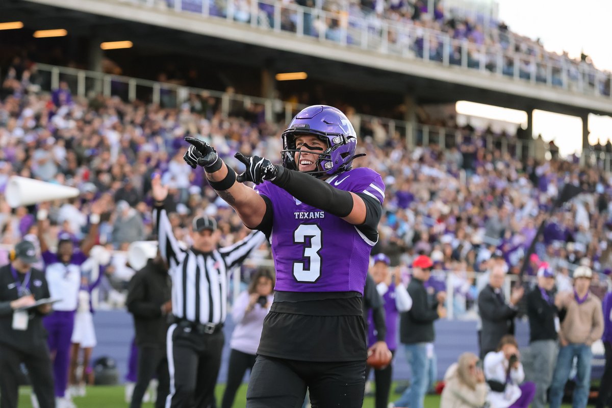 TarletonState's tweet photo. A perfect way to end an unforgettable week 🏈💜

#TarletonState #BleedPurple #TarletonHomecoming https://t.co/4j5bYbh4HW