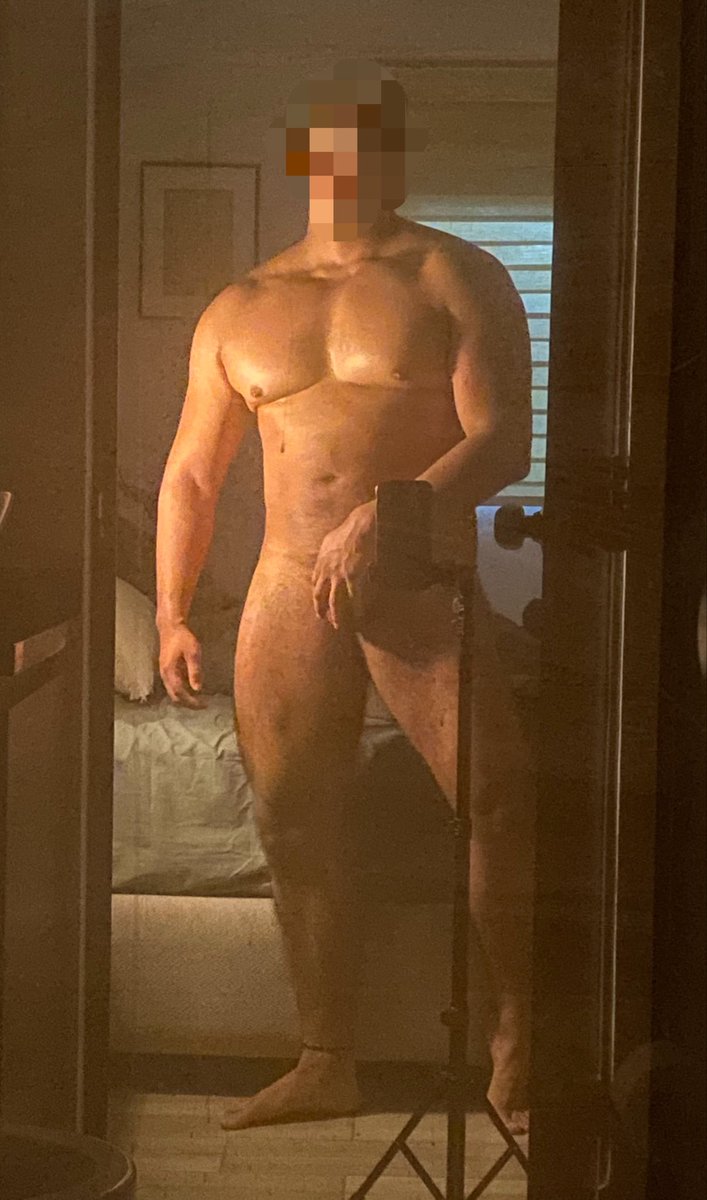 ramsesrtt's tweet photo. Hi 💪🏾

 #gaymuscle #pecs #fitguys #muscleworship #bigpecs #MuscleMan https://t.co/jnl1m4R1LJ