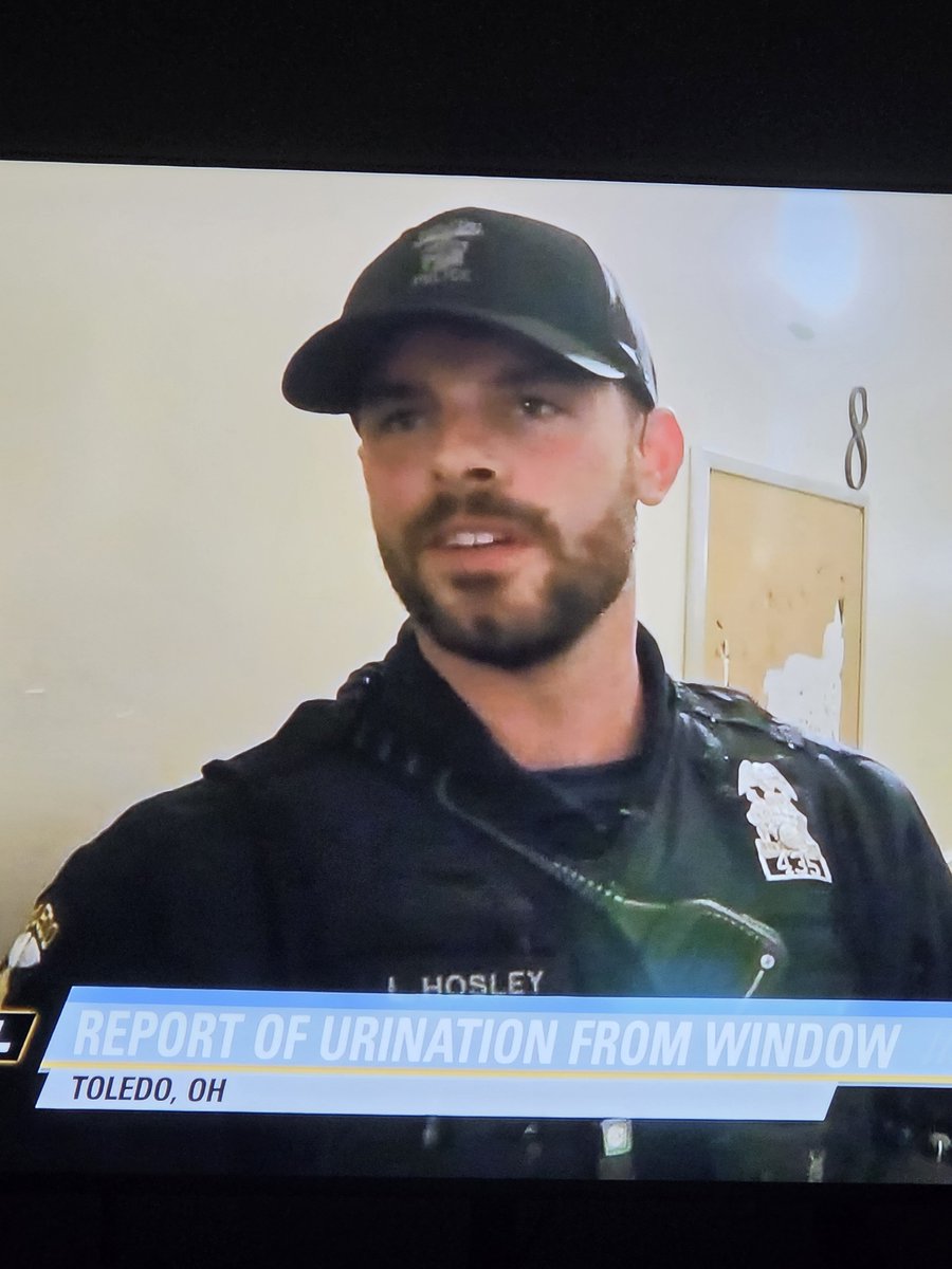 BackOurBlue's tweet photo. @OfficialOPLive #OPLIVE #OPLNation What the hell do you mean I can't piss out the window and masterbate? @Toledo_PD? So unfair. LOL 🍆💦 https://t.co/pCmyxgJGN3