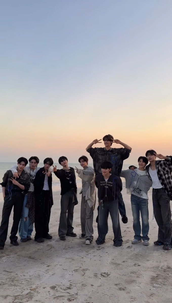 _woongchan1214's tweet photo. BLUE大好き🩷
#2026MAMAVOTE #ZEROBASEONE https://t.co/fokk3FB2Cl