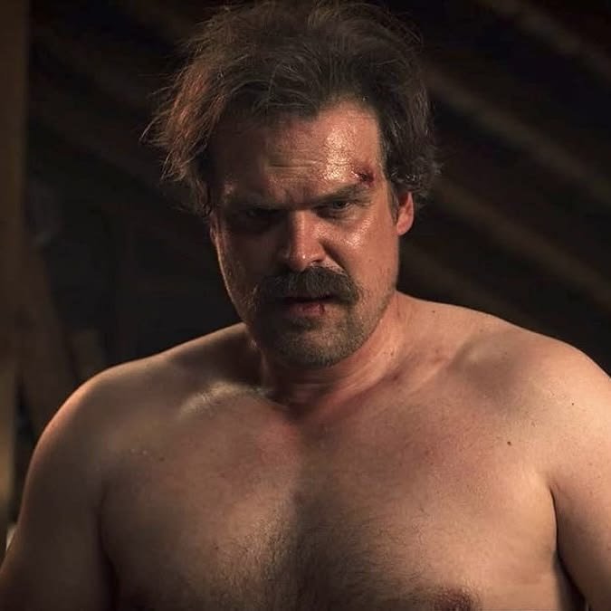 suzyhillish's tweet photo. Jim Hopper, Season 3 https://t.co/iMi4WJ159F
