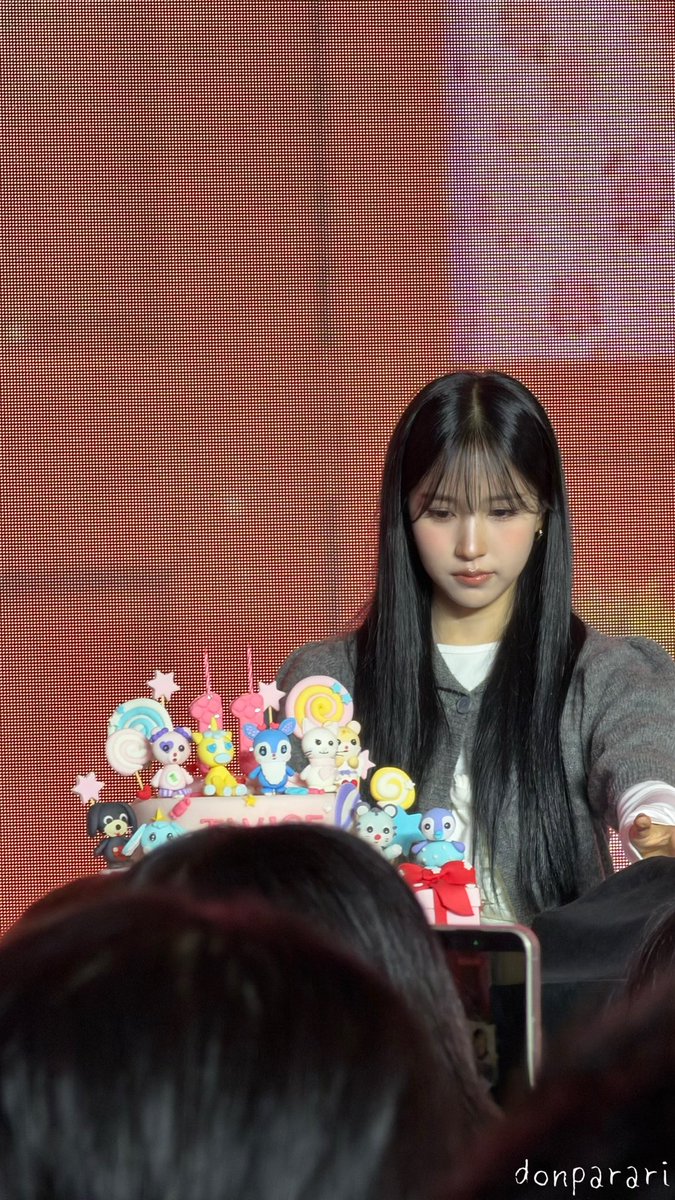 donparari's tweet photo. 🐧みーたん
ステキな時間をありがとう！#TWICE_11TH_ANNIVERSARY #ONCE_UPON_A_THRI11 https://t.co/Tfdy7BSAR7