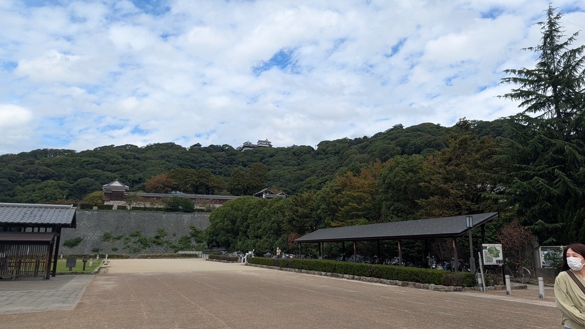 e_compass_'s tweet photo. 何かようわからんから来たけど、早く着きすぎた… https://t.co/4hPaJ0pHjr