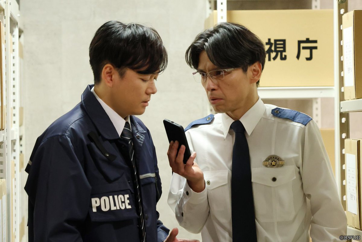 Ume_bsfuji's tweet photo. 🚨捜査員に告ぐ！🚨
#踊るプロジェクト 本日のBSフジは...

📺18:00～
#踊る大捜査線 歳末特別警戒スペシャル
1997年オリジナルノーカット版🎞️

📺20:30～
#踊る大捜査線捜査資料管理室 ～青島俊作、空白の１３年～
第2話：青島の空白②2021年 捜査一課時代を調査せよ🔍

2作続けて放送！お見逃しなく！！

＜BSフジ『踊るプロジェクト』＞
https://t.co/1uf1GTgEu4
今後の放送スケジュールはこちらをチェック！

@odoru_movief @akptakigawa @akimotooo726 @megumikobashi @nkdm2022 @mionnn_48
