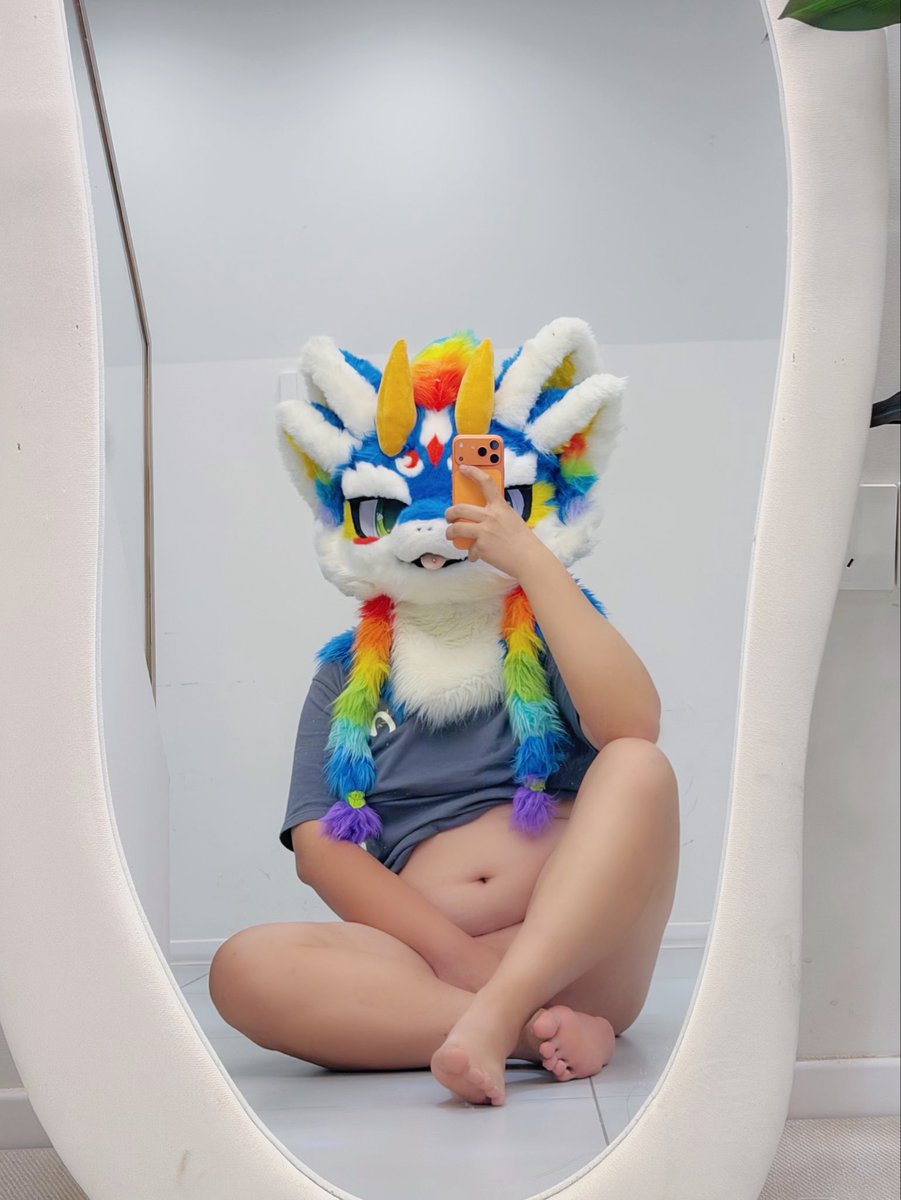 Ibupofenen's tweet photo. 我肚肚逼人？我肚肚逼人嘛w https://t.co/Uyrc198ryP