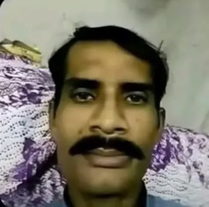 waleed202828's tweet photo. @Beacon_Cream_ @latmooon @lemonel67 I bet that's you in real life https://t.co/S6XzuepPhN