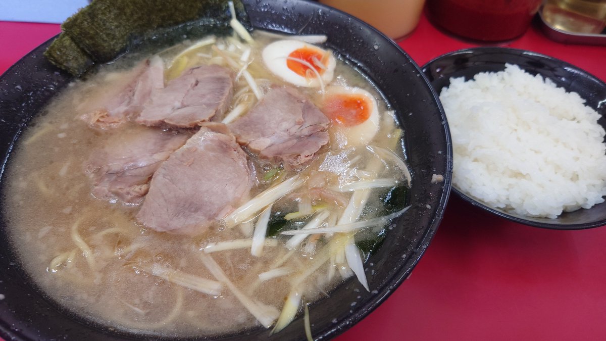 izumi446's tweet photo. 昼飯🍜

今日は姉妹店の方じゃ https://t.co/T3GUw7MPjU