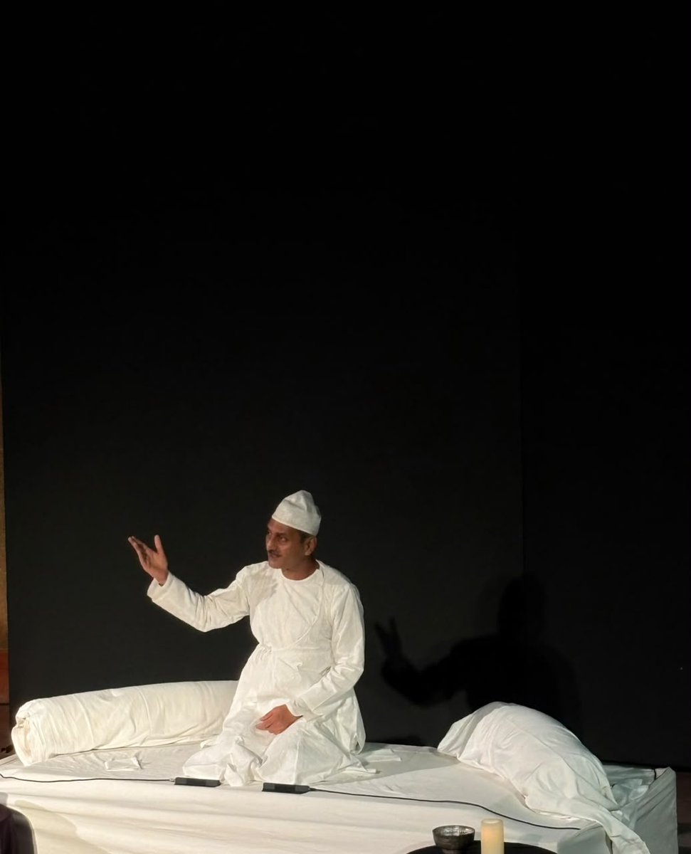 Farooquiam's tweet photo. The weather held and we had an overflowing amphitheatre and a wonderful reception to the two glorious tales from 200 years ago https://t.co/m3p0K4vPcl