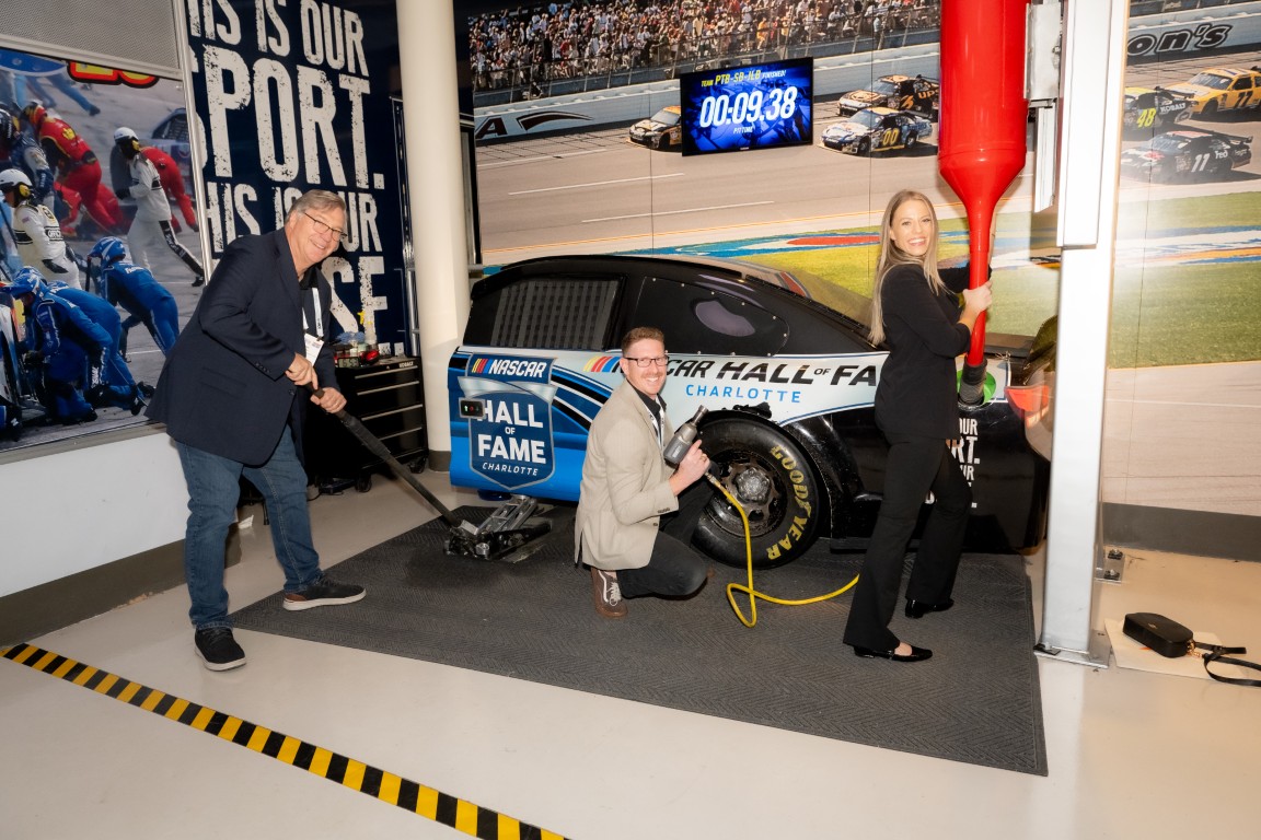TRUCKINGdotORG's tweet photo. Thank you to everyone who joined us at the NASCAR Hall of Fame for an incredible #ATAmce26 Opening Night Party and to @PrePass for making it possible.

Now on to Day 2! https://t.co/s53ShlKiin