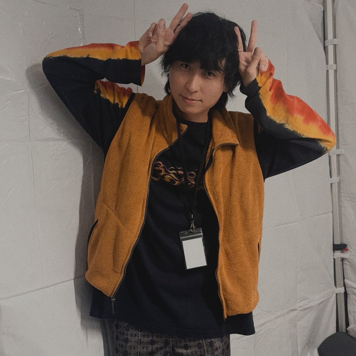 youkunSC's tweet photo. SAMURAI SONICオープニングアクトありがとうございました！
この格好で会場うろちょろしてますので声掛けてくださいー！

#サムソニ
#SAMURAISONIC 
#otokumo https://t.co/piqY8Cd7Ub