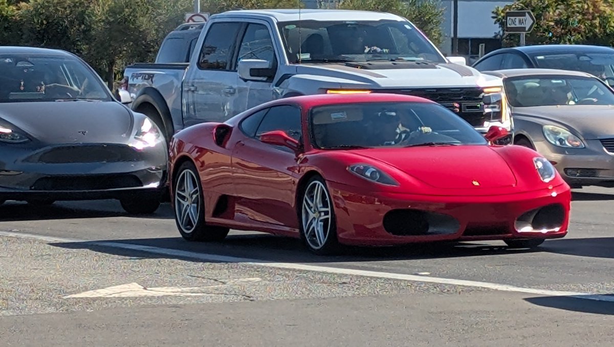 ciph_3r's tweet photo. Washed my car, had a Red Bull, spotted some Ferraris, ate deep dish pizza, and saw the new Resident Evil movie.

Today was a good day : ) https://t.co/mcRmAhtcr6