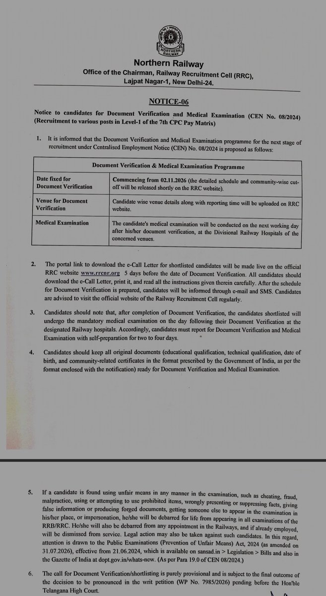 PradeepK99655's tweet photo. NR , New Delhi 
CEN08/2024 रेलवे ग्रुप डी DV date 2 नवंबर को है लेकिन अभी तक Dv cutoff list and results जारी नहीं किया है स्टूडेंट बहुत परेशान है डॉक्यूमेंट कैसे तैयार करें तथा जाने के लिए रेलवे टिकट करें या ना करें.  सूचना दें कब तक जारी होगा 
@RailwayNorthern 
@RYPofficial https://t.co/lo6ZsvxjFK