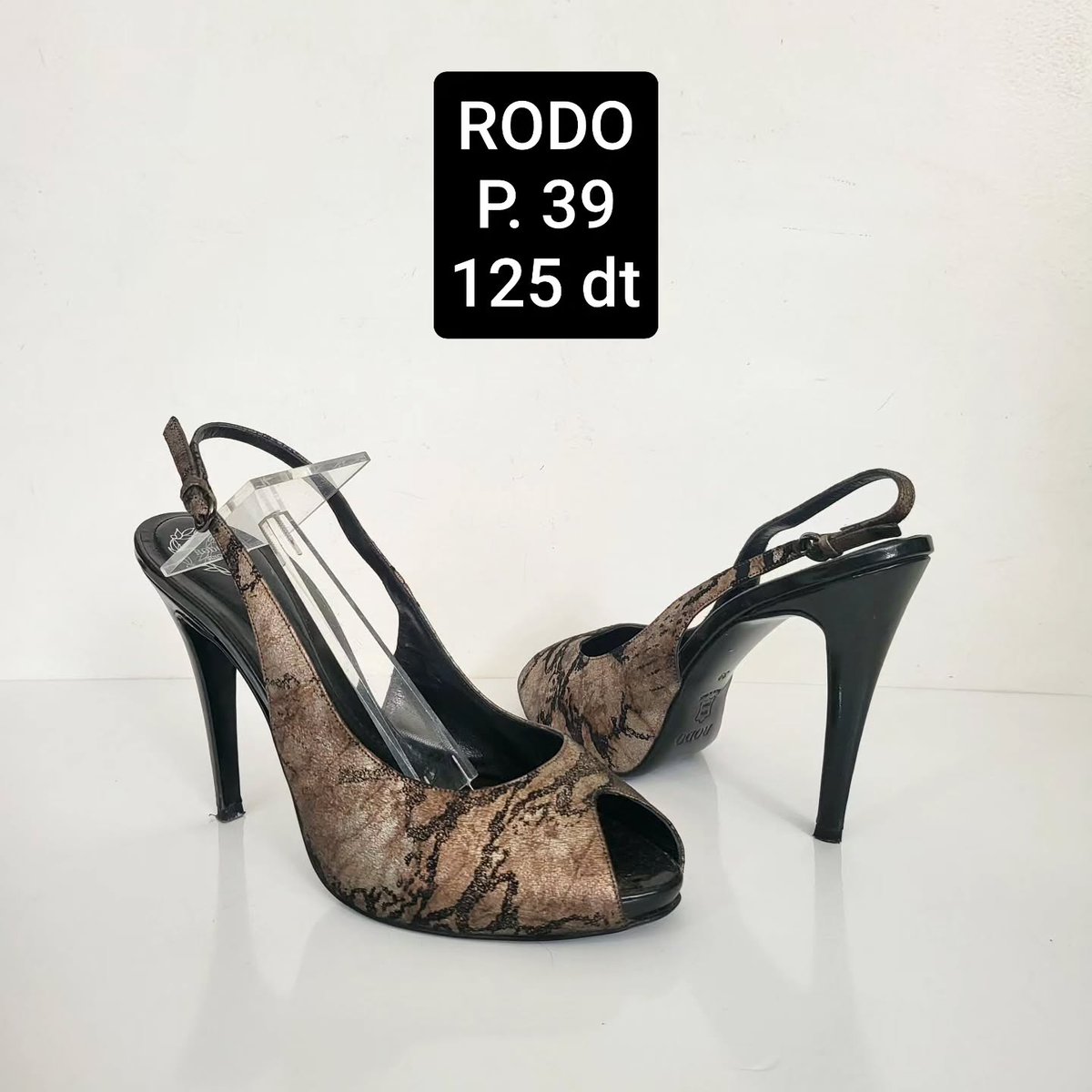 ferraboscodjr's tweet photo. Currently at Alouette: choose your favorite look and treat yourself. We offer home delivery, or visit us at Residence Venus, Mohamed Rached El Beji Street, Ennasr. Phone: 25888701. https://t.co/kZd1RyOauw