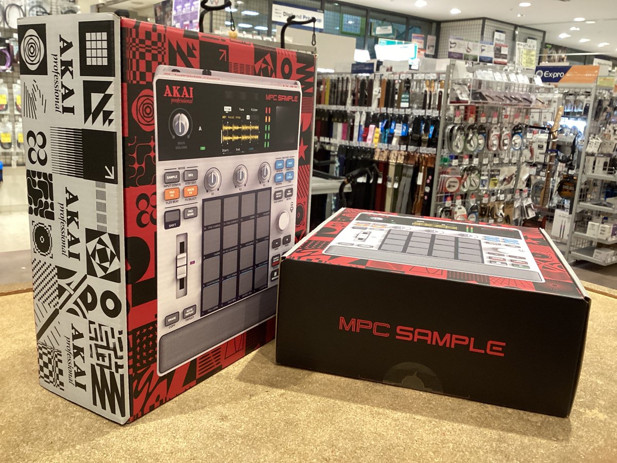 shima_machida's tweet photo. 【入荷情報】AKAIのMPC SAMPLEが少数入荷!!コンパクトでバッテリー駆動が可能な為、外出先でも作曲や録音を楽しめます!店頭でのお試しも可能ですのでぜひお越しください!オンラインストアはこちら→https://t.co/DyBALubb6n #AKAI #MPCSAMPLE #MPC #InMusic #ビートメイク https://t.co/cD9npGzyXV
