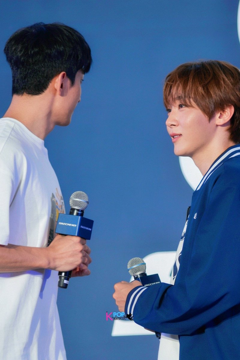MaddyKwon's tweet photo. Heart fluttering eye contact indeed #booseok https://t.co/n01RQL4XVk